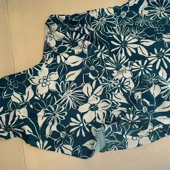 Adore me - Picture 5 of 5